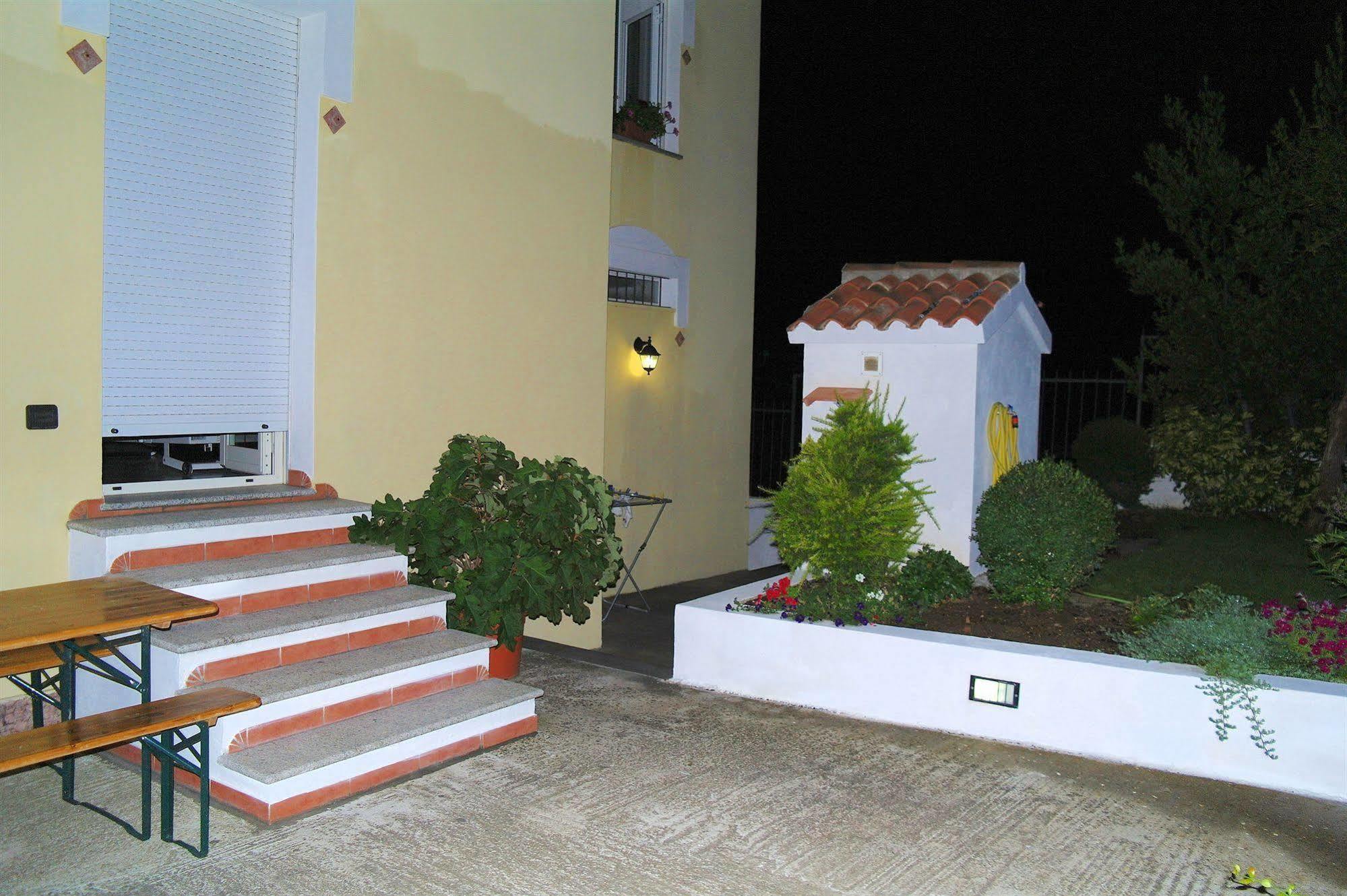 B&B โอเลียนา ภายนอก รูปภาพ